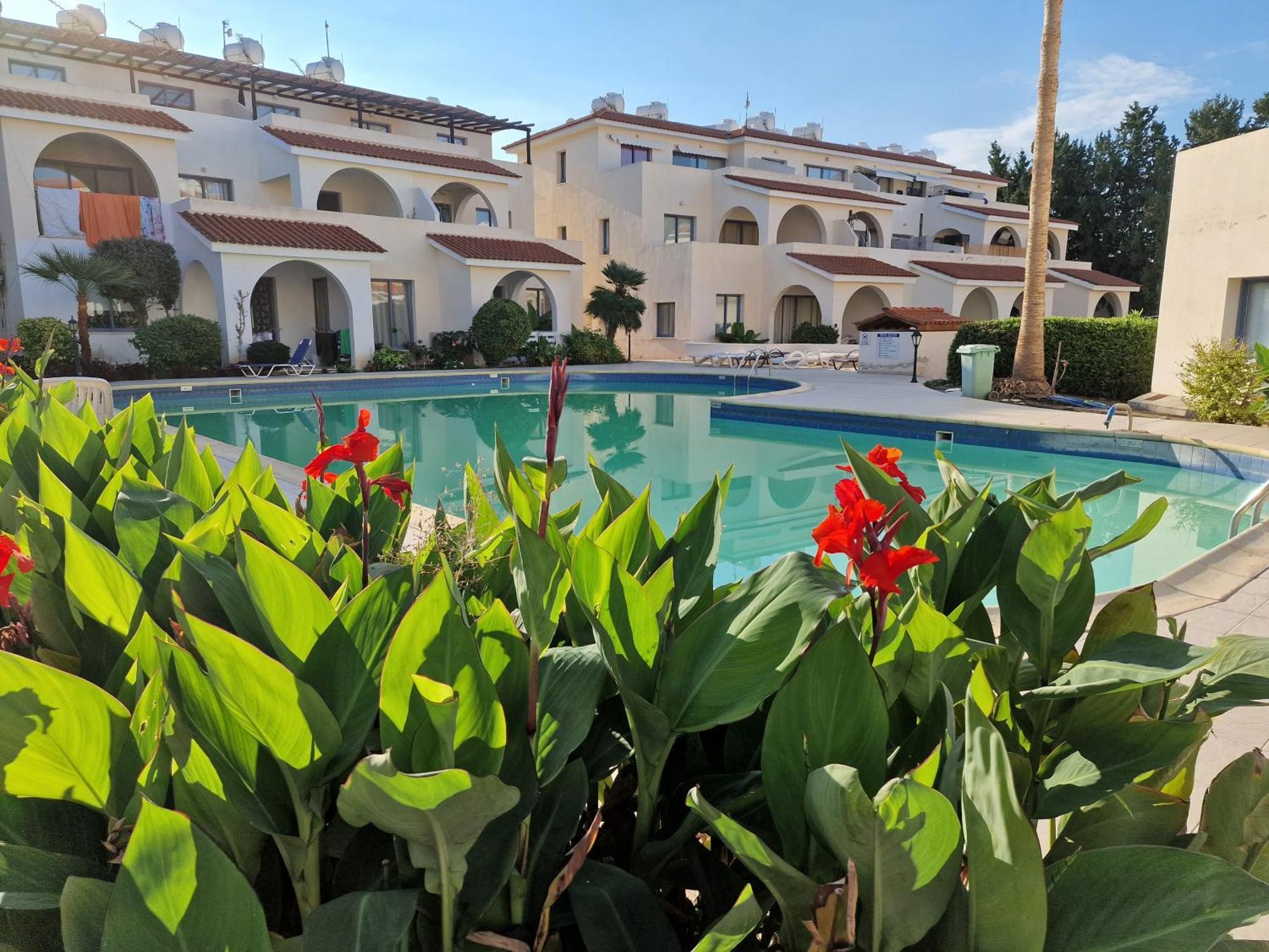 Appartement Blue Pearl With Pool In Kato Paphos